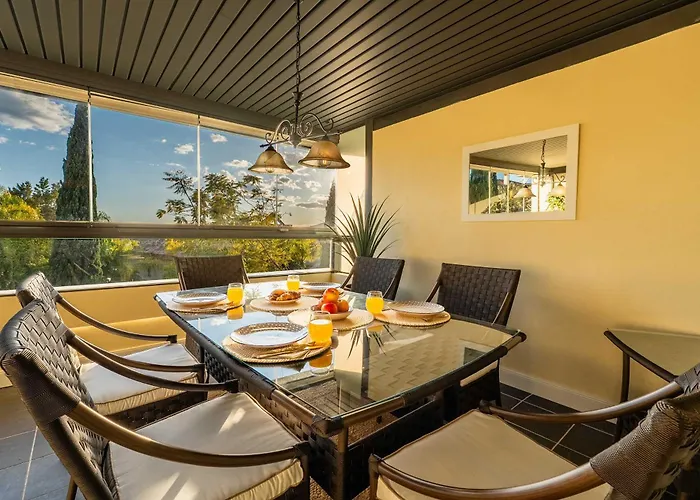 Cozy Golf Escape Flamingos - Marbella Apartment