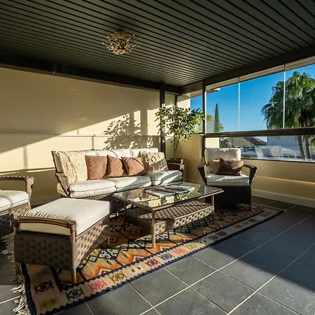 Cozy Golf Escape Flamingos - Marbella Apartamento *
